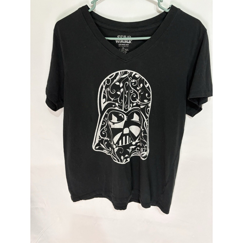 Star Wars Darth Vader Floral Helmet Graphic V-Neck T-Shirt Black XL